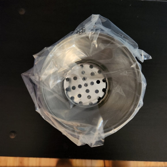 Jonathan Adler Scala Cocktail Shaker NIB - Picture 3 of 4